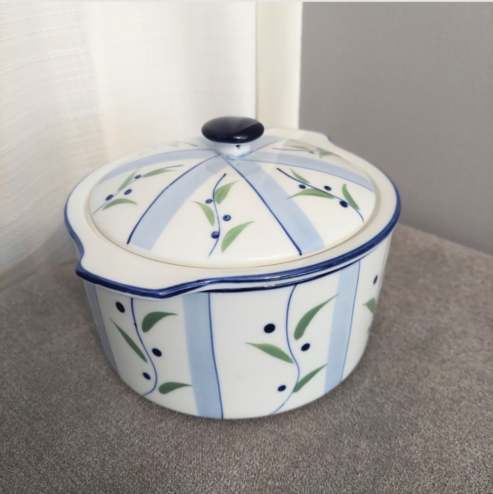 Cook Street Lidded Side Server Blueberry Vine Stoneware 3 Piece Water Insulated